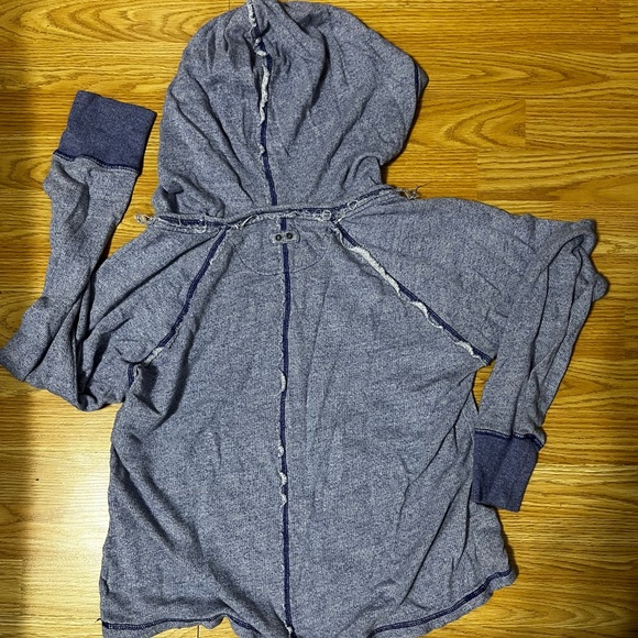 Converse shirt size small - Picture 2 of 2